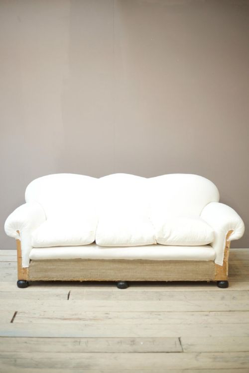 1930'S Scalloped Back Country House Sofa