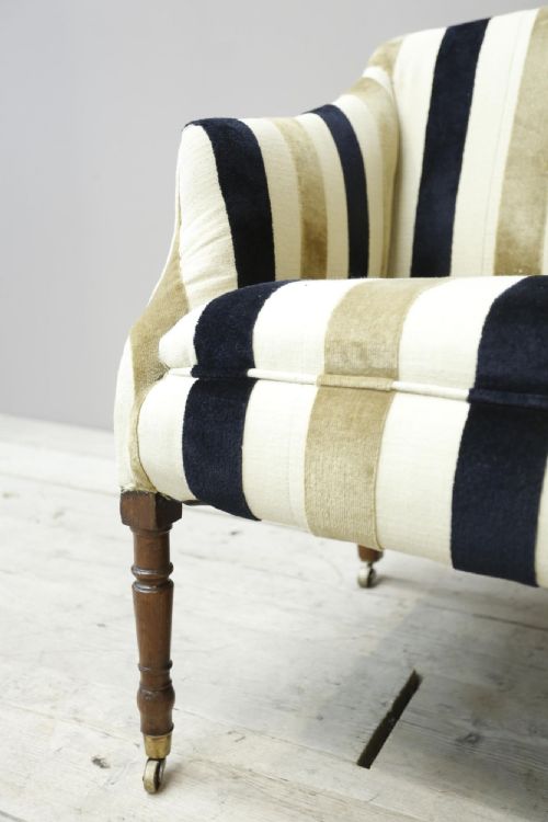 fig 1. Georgian country house sofa with shaped arms
