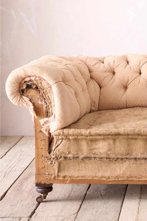 fig 1. Victorian buttoned back chesterfield sofa
