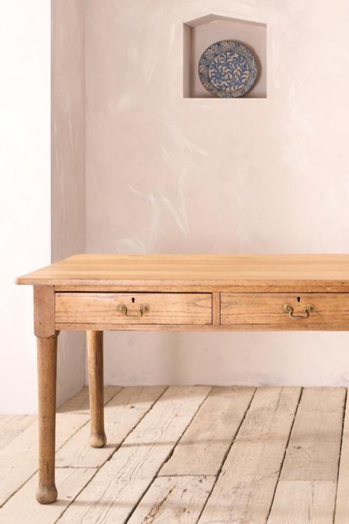 fig 1. Early 20th century Oak bakers table