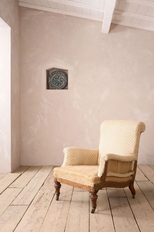 19th Century English Country House Shapely Armchair
