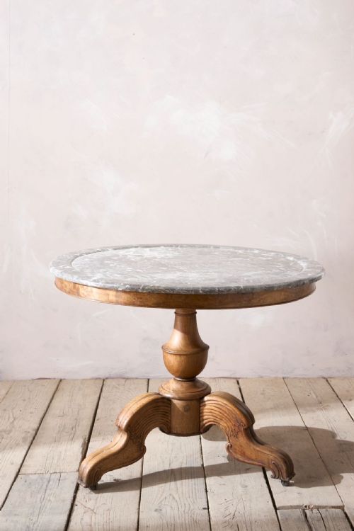 Early 19th Century Walnut and Grey Marble Gueridon Table