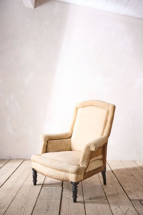Napoleon III Piecrust Armchair
