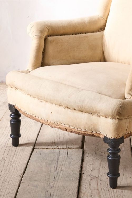 fig 1. Napoleon III piecrust armchair