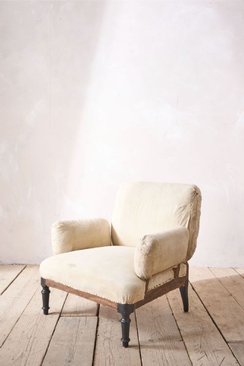 Napoleon III Pillow Armed Armchair
