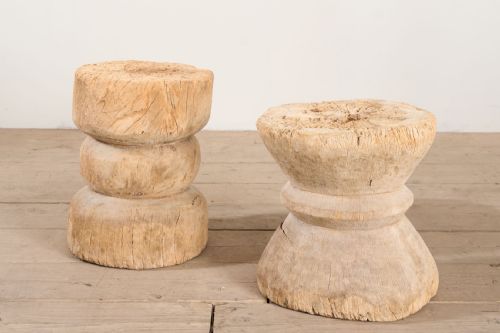 PAIR OF 19TH CENTURY RUSTIC WOOD SIDE TABLES - ADDITIONAL PHOTO 3
