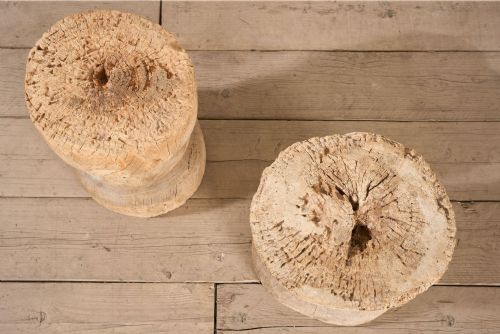 PAIR OF 19TH CENTURY RUSTIC WOOD SIDE TABLES - ADDITIONAL PHOTO 6