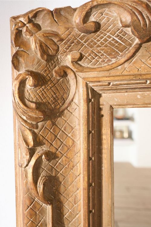 VERY LARGE 19TH CENTURY WORN GILT MIRROR - ADDITIONAL PHOTO 4