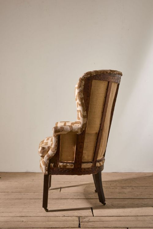 GEORGIAN BARREL BACK ARMCHAIR UPHOLSTERED IN RECYCLED COTTON FABRIC - ADDITIONAL PHOTO 3