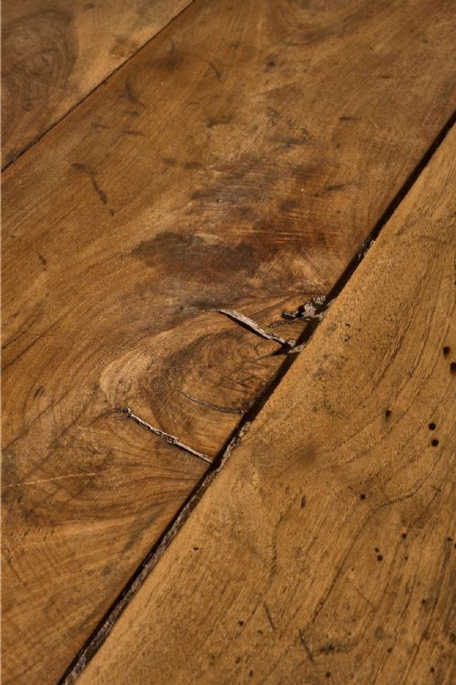 19TH CENTURY SPANISH WALNUT CIRCULAR CENTRE TABLE - ADDITIONAL PHOTO 4