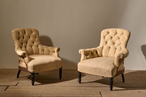 PAIR OF NAPOLEON III BUTTONED CURVED BACK ARMCHAIRS - ADDITIONAL PHOTO 2