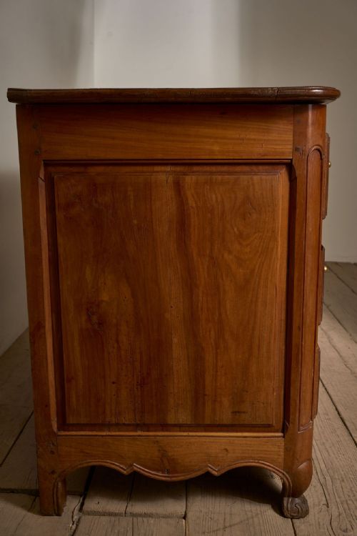 18TH CENTURY WALNUT CHEST OF DRAWERS - ADDITIONAL PHOTO 8