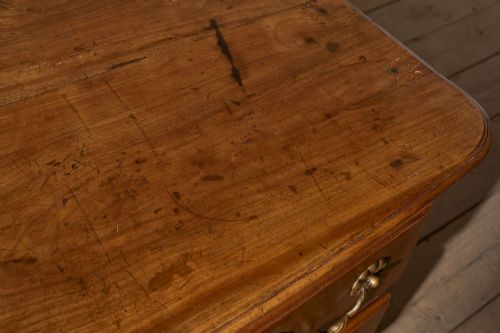 18TH CENTURY WALNUT CHEST OF DRAWERS - ADDITIONAL PHOTO 10