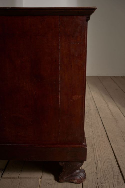19TH CENTURY MAHOGANY PAW FOOTED CHEST OF DRAWERS - ADDITIONAL PHOTO 8