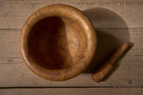 20TH CENTURY OLIVE WOOD PESTLE AND MORTAR - ADDITIONAL PHOTO 2