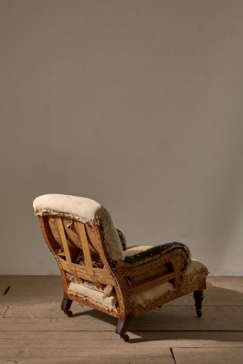 19TH CENTURY HOWARD STYLE ARMCHAIR - ADDITIONAL PHOTO 4