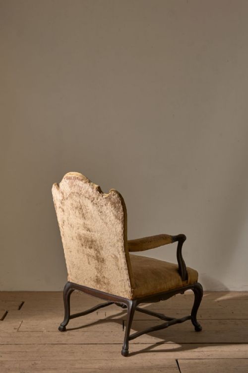 GEORGE 1ST STYLE IRISH ARMCHAIR IN TAPESTRY FABRIC - ADDITIONAL PHOTO 8