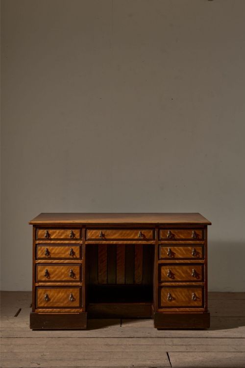 19TH CENTURY AESTHETIC MOVEMENT SATIN WOOD AND MAHOGANY DESK