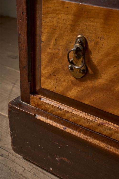 19TH CENTURY AESTHETIC MOVEMENT SATIN WOOD AND MAHOGANY DESK - ADDITIONAL PHOTO 7