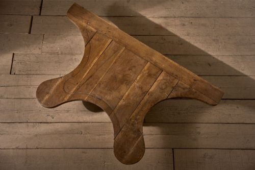 19TH CENTURY JEWELLERS BENCH COFFEE TABLE - ADDITIONAL PHOTO 2