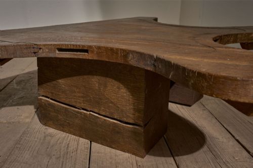 19TH CENTURY JEWELLERS BENCH COFFEE TABLE - ADDITIONAL PHOTO 5