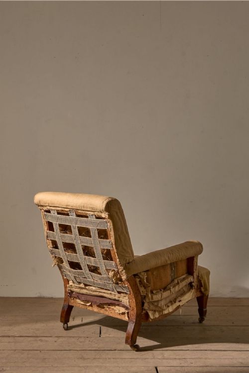 19TH CENTURY COUNTRY HOUSE ARMCHAIR BY JAMES SHOOLBRED - ADDITIONAL PHOTO 4