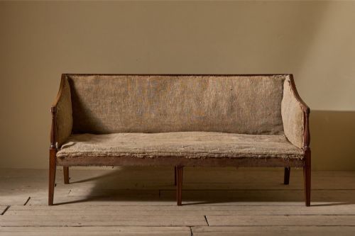 LARGE GEORGIAN MAHOGANY FRAMED SOFA - ADDITIONAL PHOTO 2