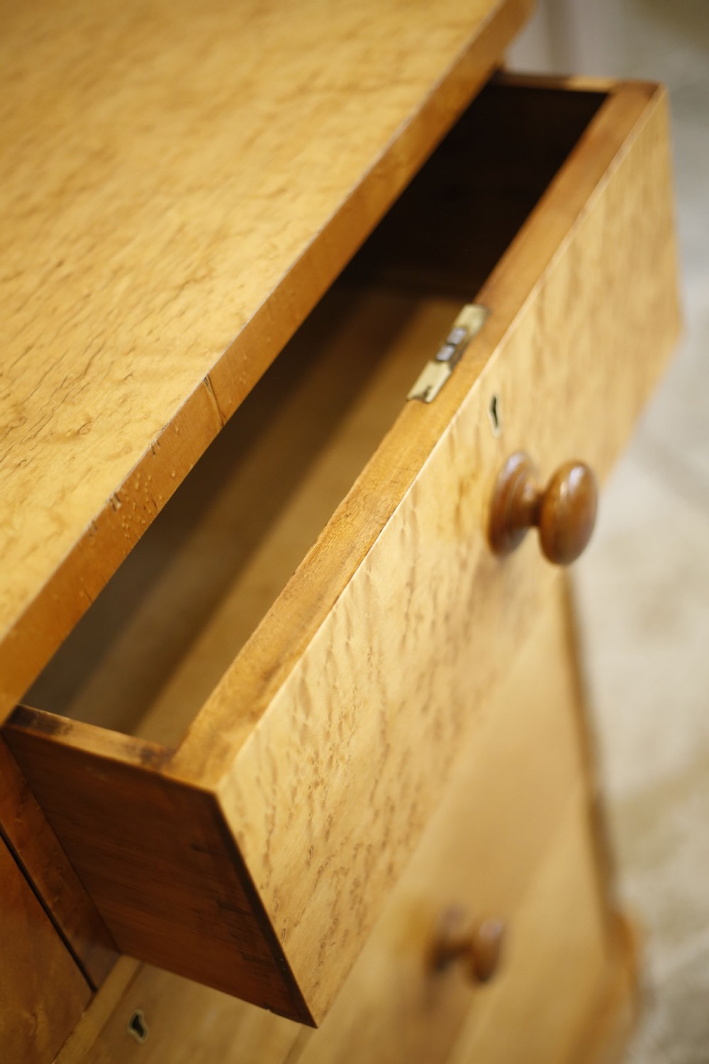Victorian Birdseye maple chest of drawers View XI
