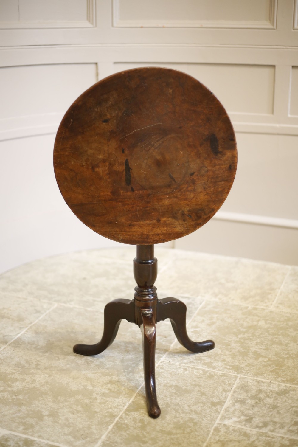 Characterful Georgian mahogany flip top table