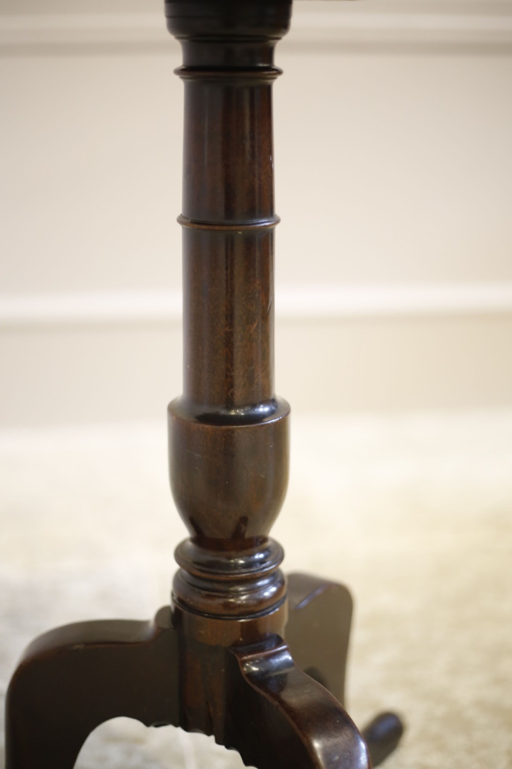 Characterful Georgian mahogany flip top table View V