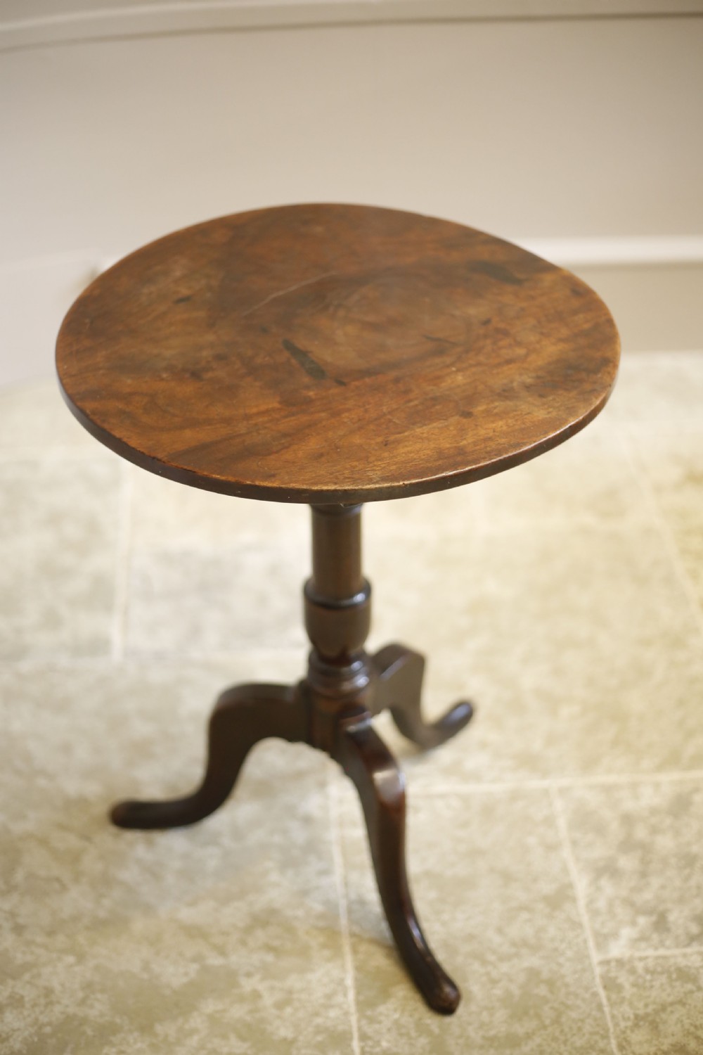 Characterful Georgian mahogany flip top table View VII