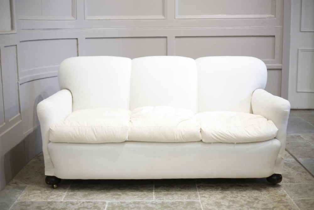 1930's English Country house sofa with cushions View V