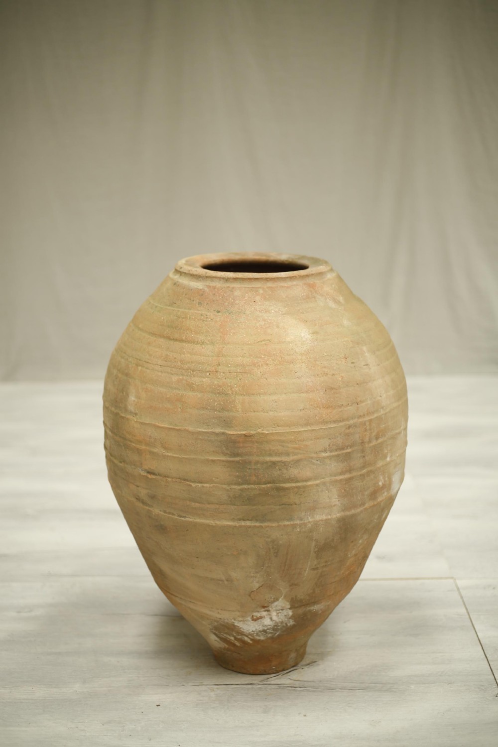 Early 20th century Turkish olive pot No25