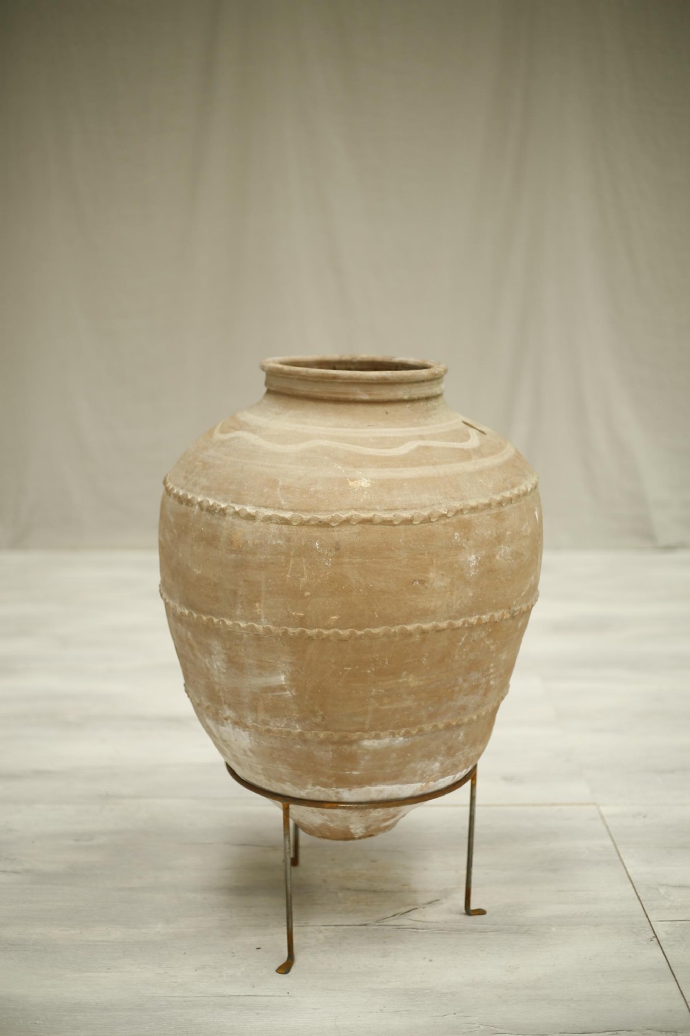 Early 20th century Turkish olive pot No26