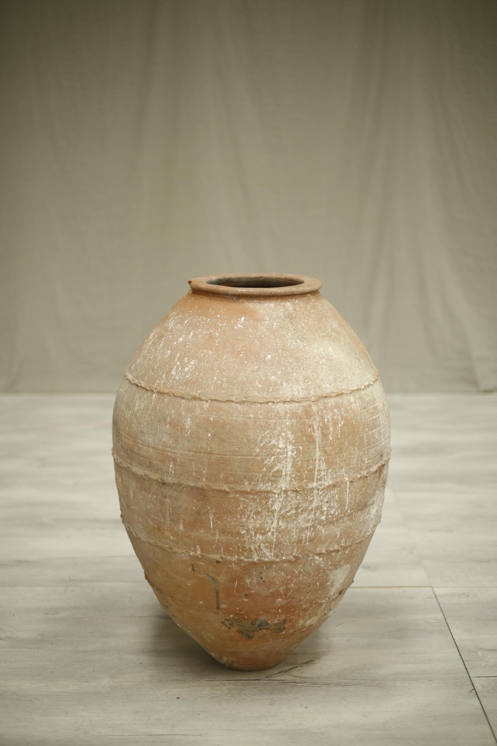 Early 20th century Turkish olive pot No27
