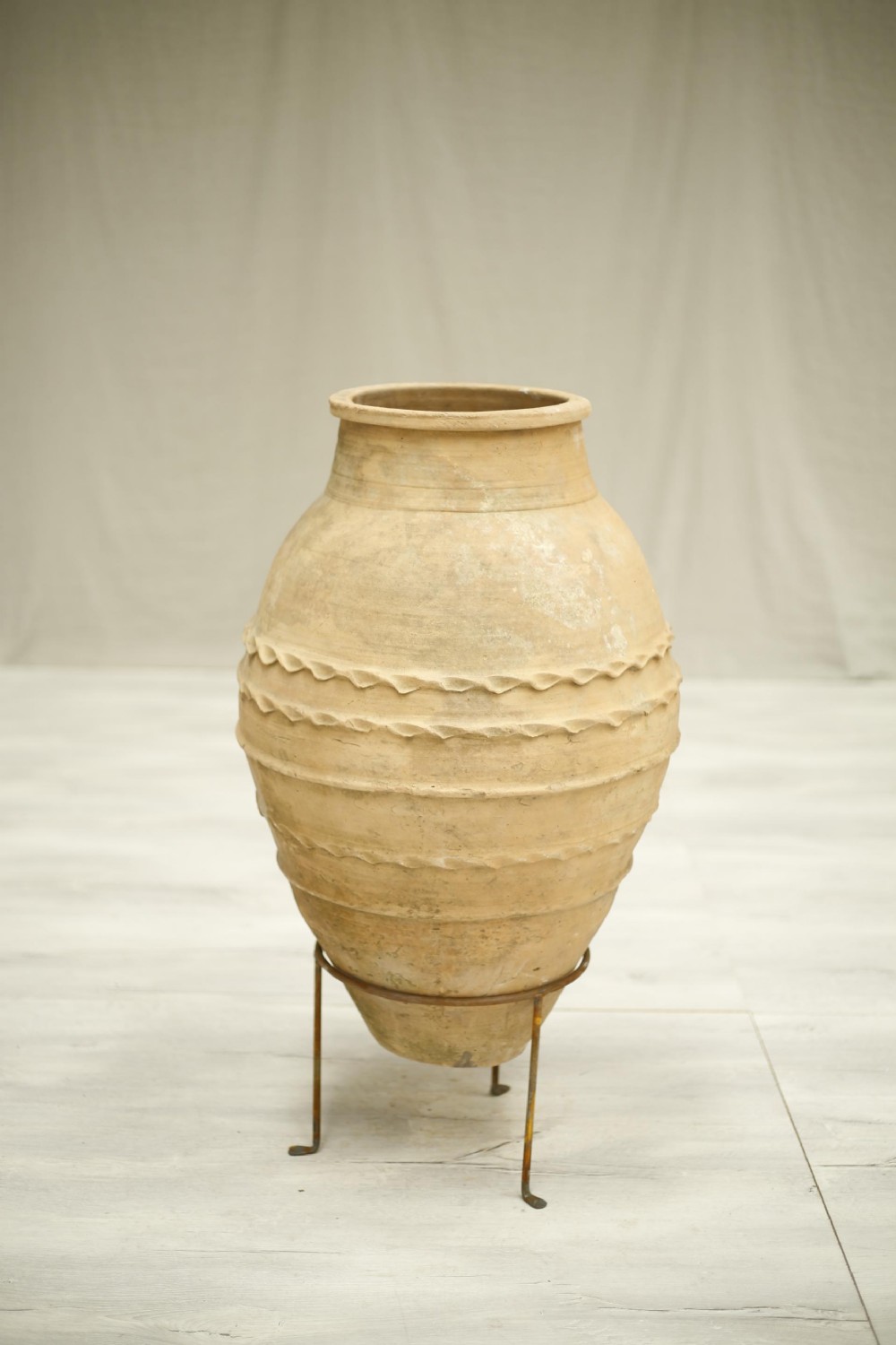 Early 20th century Turkish olive pot No29