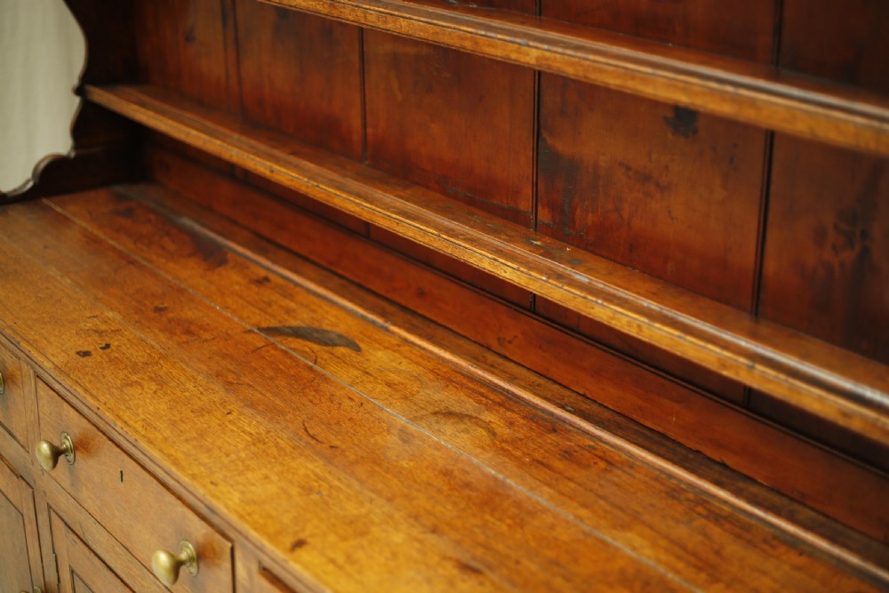 18th century Oak dresser View VIII