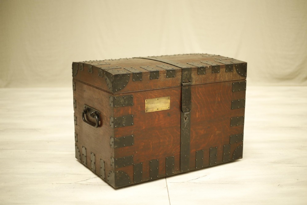 19th century English oak iron banded Silver trunk View IV