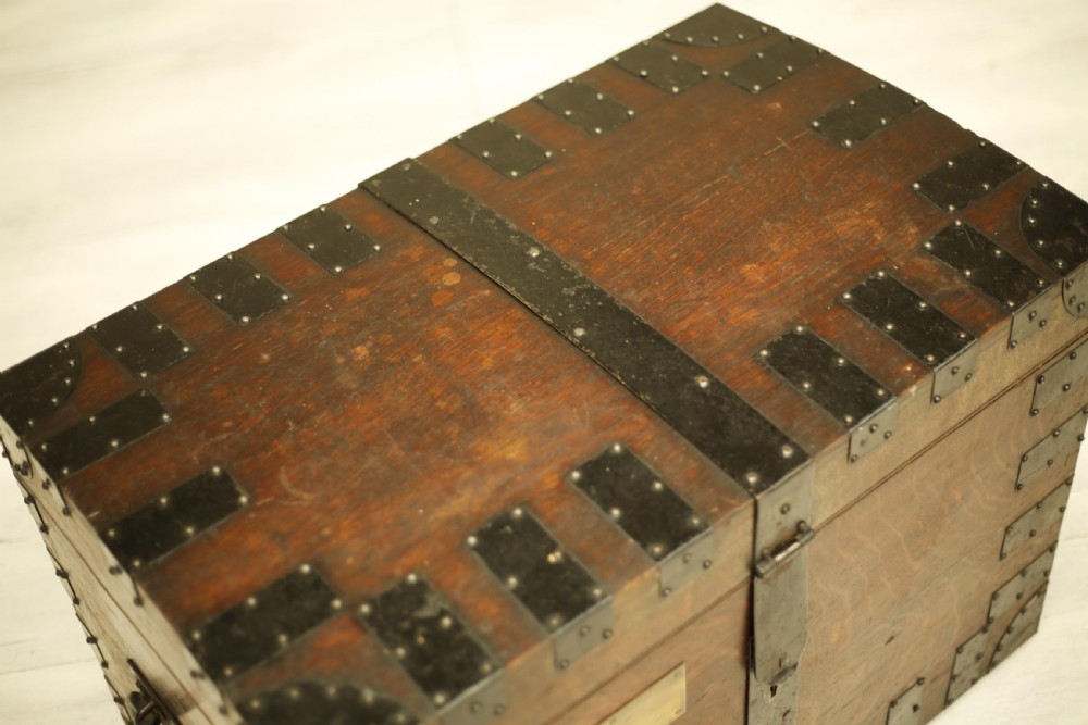 19th century English oak iron banded Silver trunk View IX