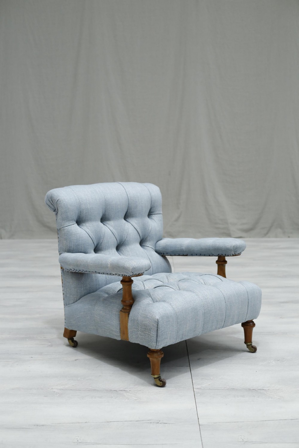 Victorian country house open arm chair