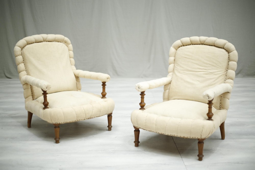 Pair of Antique 19th century French pie crust open armchairs View III
