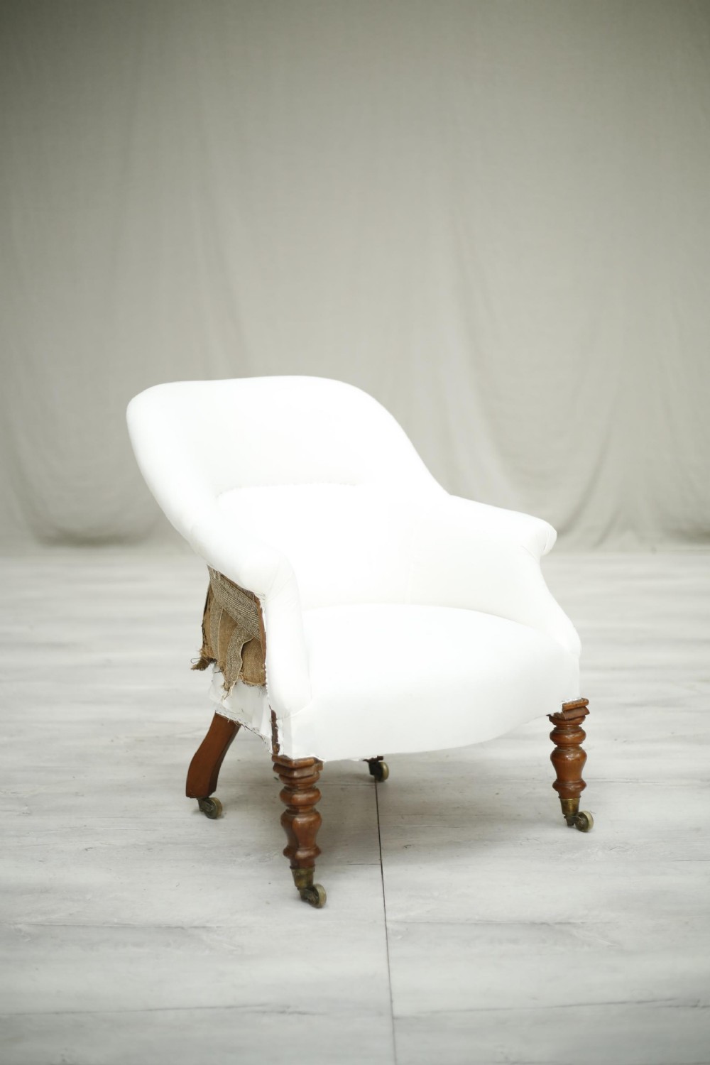 Victorian Antique country house tub chair