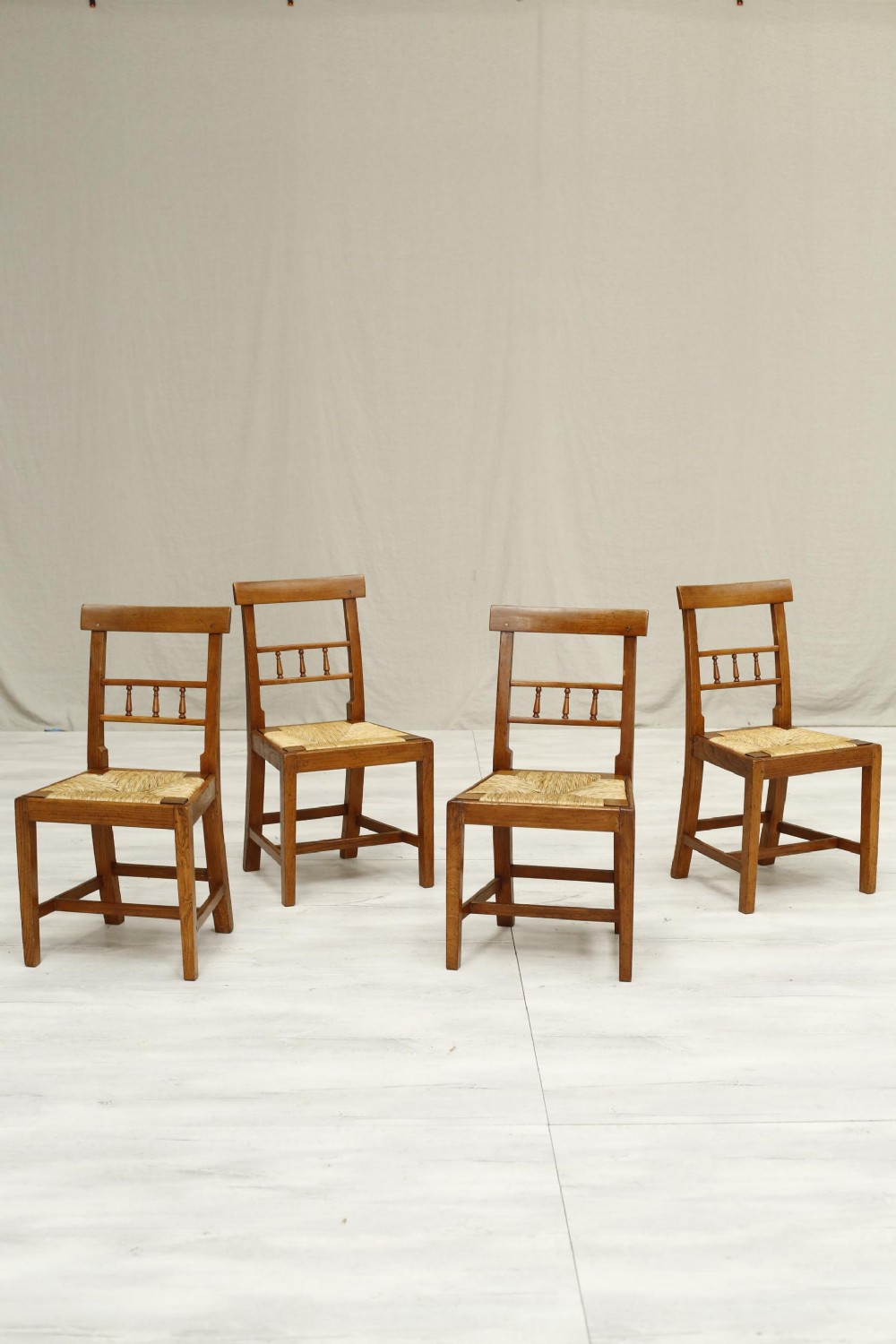 Set of 4 18th century Rush seated dining chairs