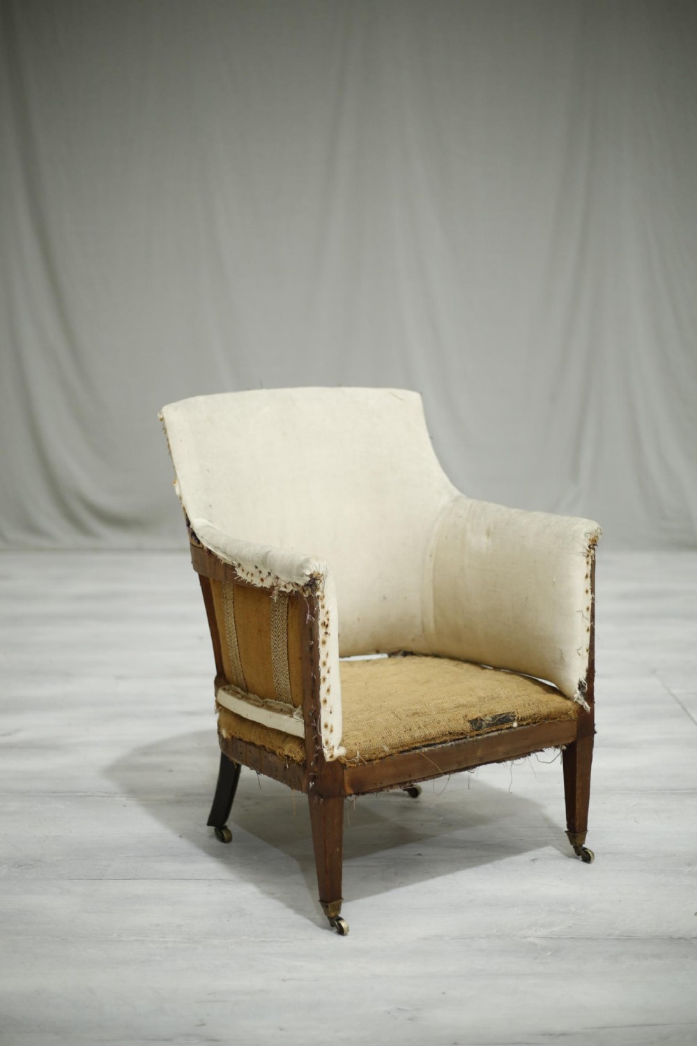 Antique Georgian tub chair