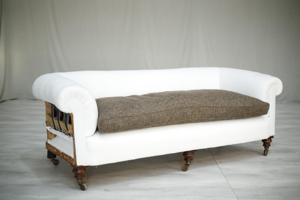 Victorian country house chesterfield sofa View II