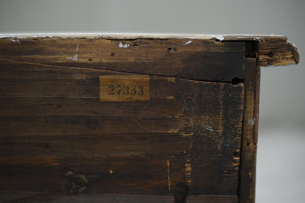 18th century painted Serpentine chest of drawers View XIV