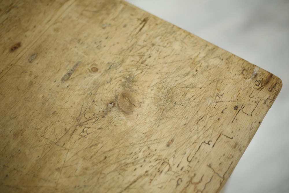 19th century Rustic antique pine counter View VI