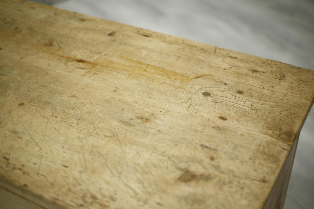 19th century Rustic antique pine counter View VII