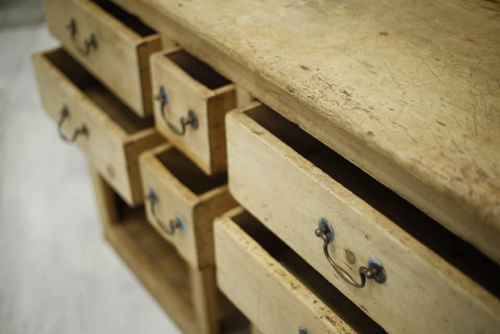19th century Rustic antique pine counter View X
