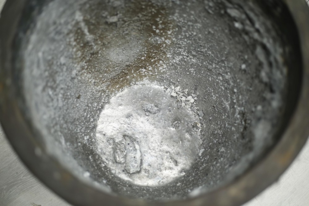 Very large smelting pots-No1 View VI